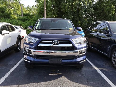 Used 2021 Toyota 4Runner Limited AWD/4WD image 2