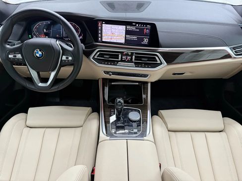 Used 2019 BMW X5 xDrive40i w/ Convenience Package image 2