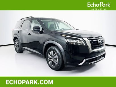 Used 2025 Nissan Pathfinder SV