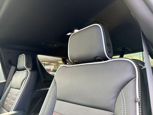 Used 2026 GMC Yukon AT4 Ultimate w/ LPO, Floor Liner Package AWD/4WD image 42