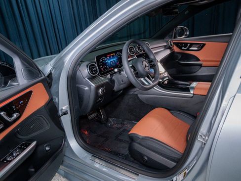 New 2026 Mercedes-Benz C 300 4MATIC Sedan image 10