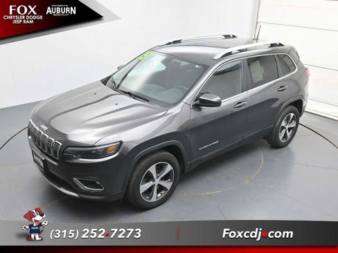 Used 2019 Jeep Cherokee Limited AWD/4WD image 29