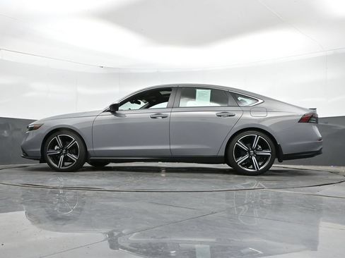 Used 2024 Honda Accord Sport image 37