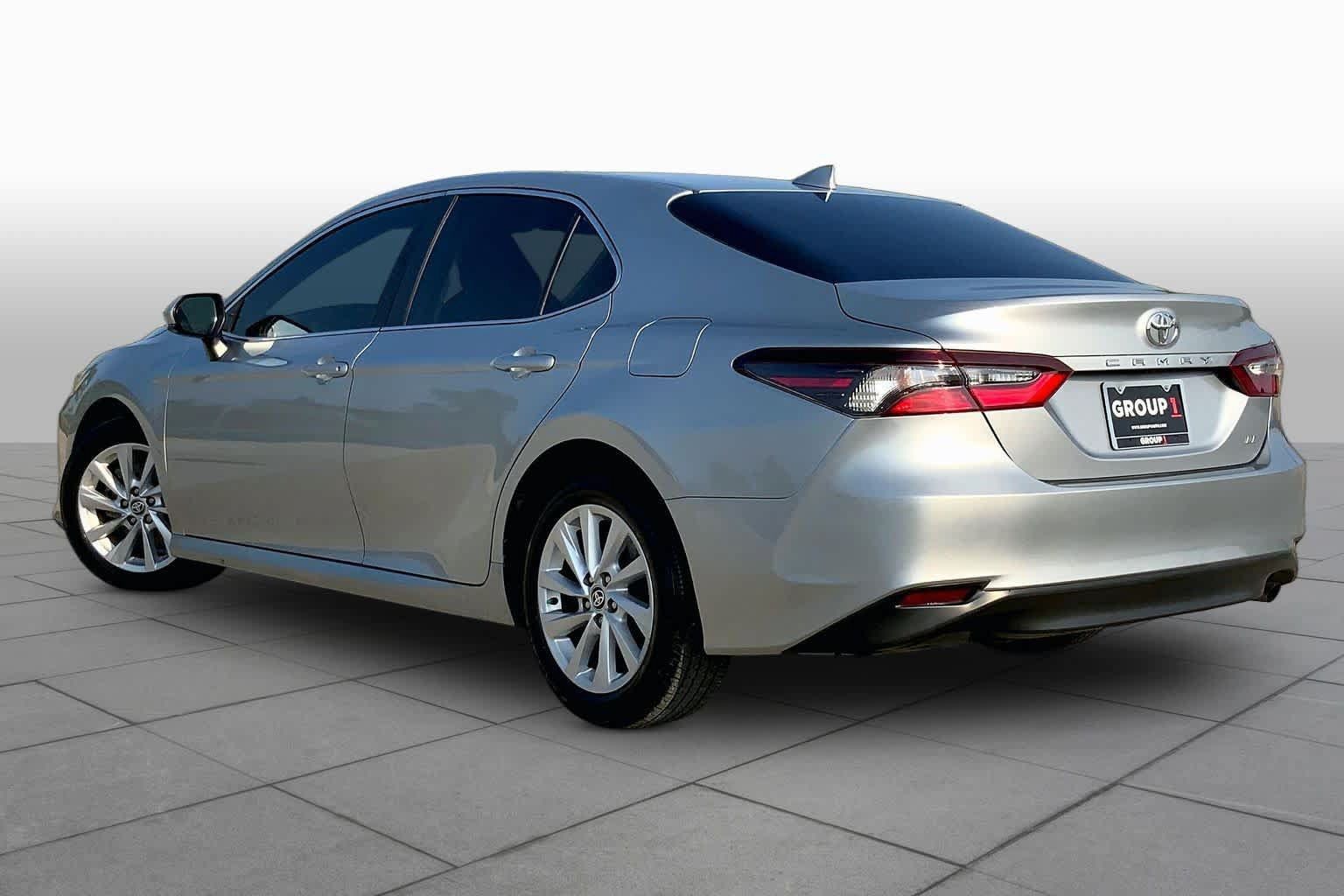 Used 2024 Toyota Camry LE FWD image 12
