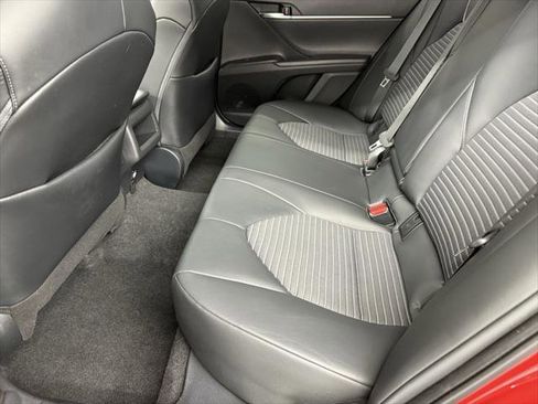 Certified 2022 Toyota Camry SE image 35