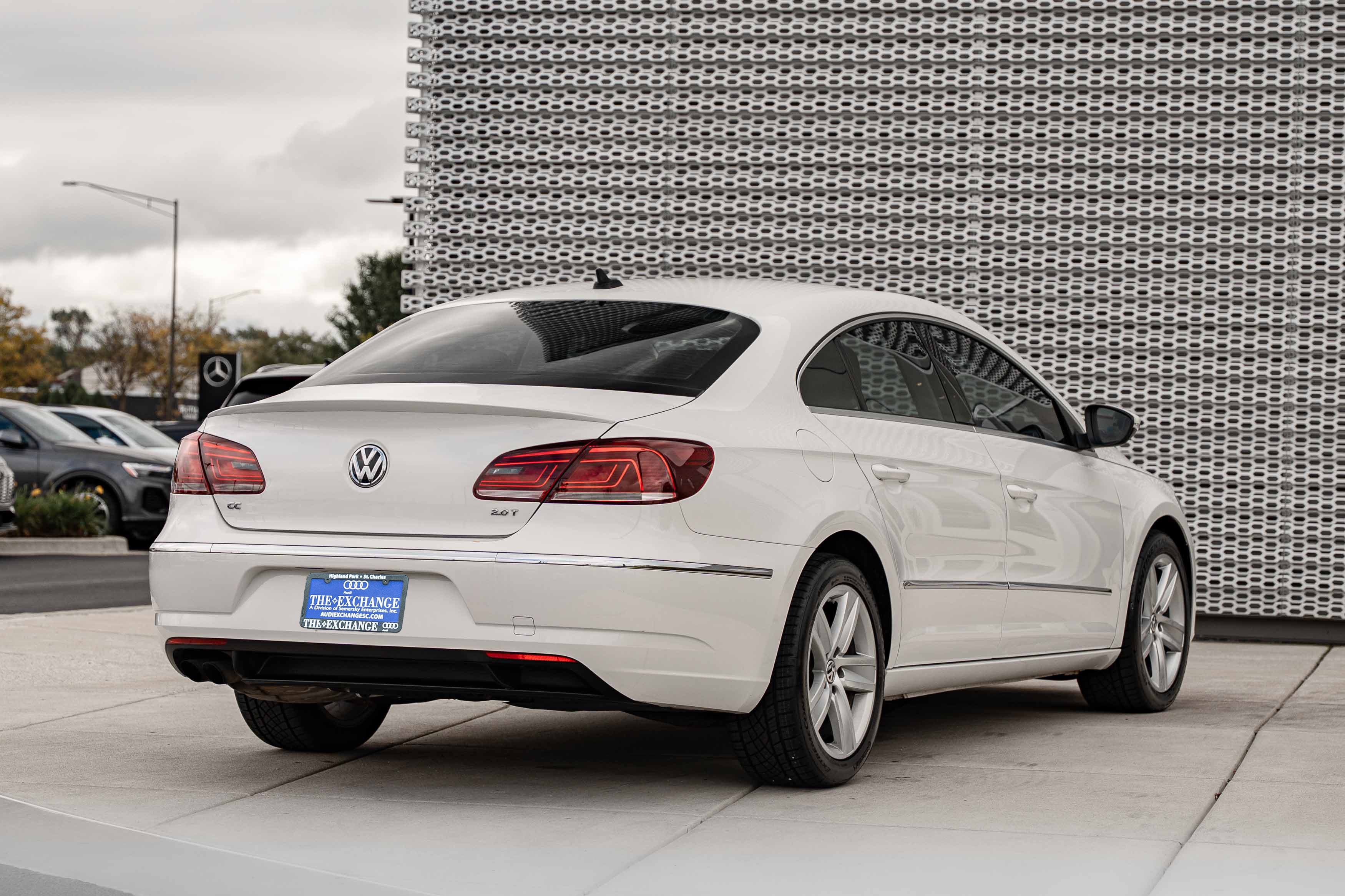 Used 2013 Volkswagen CC Sport FWD image 4