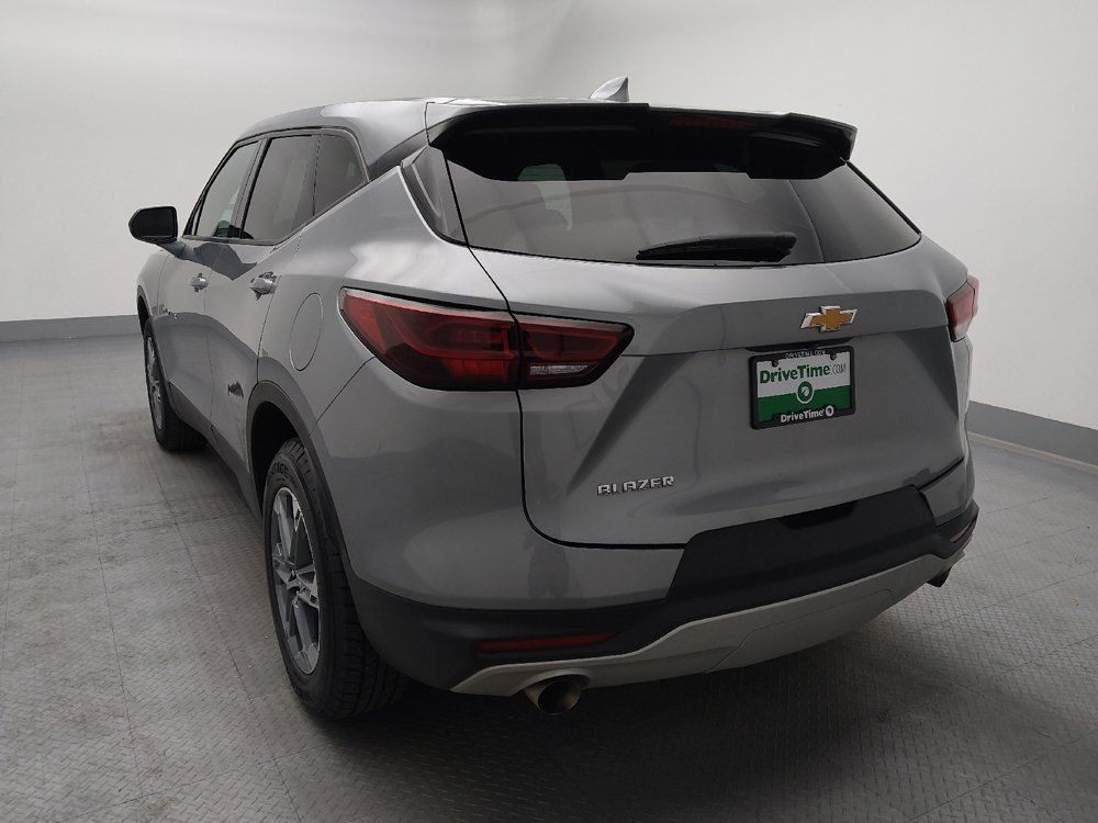 Used 2025 Chevrolet Blazer LT FWD image 6