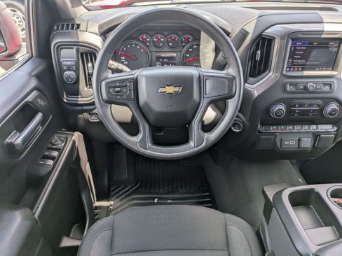 Used 2025 Chevrolet Silverado 1500 Custom w/ Turbomax Blackout Package RWD image 19