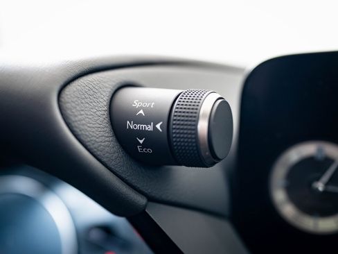 New 2025 Lexus ES 350 w/ Premium Package image 37