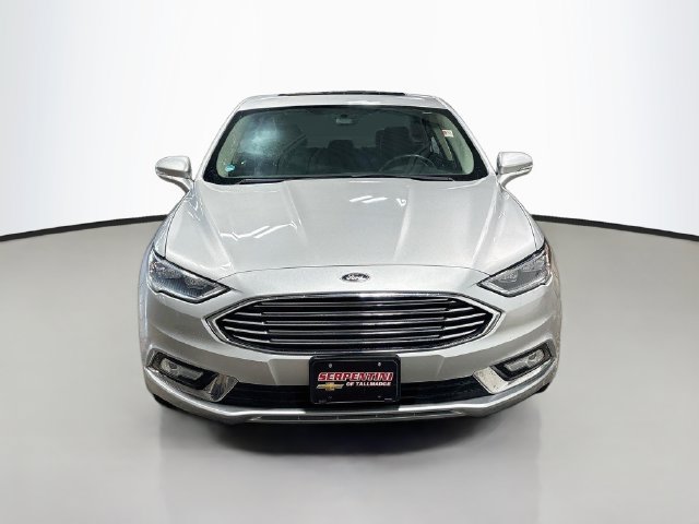 Used 2017 Ford Fusion SE w/ Fusion SE Technology Package AWD/4WD image 3
