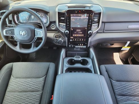 New 2026 RAM 1500 Big Horn AWD/4WD image 10