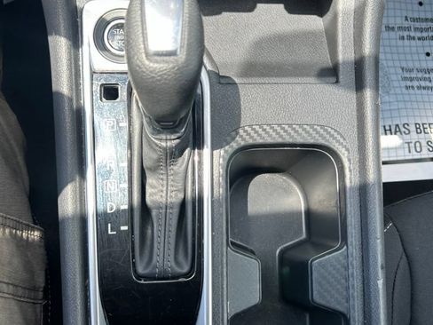 Used 2024 Nissan Sentra SV FWD image 30