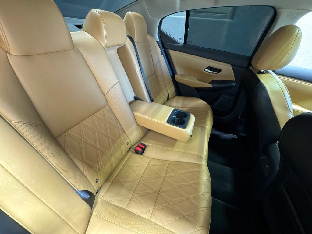 Used 2020 Nissan Sentra SV w/ SV Premium Package FWD image 24