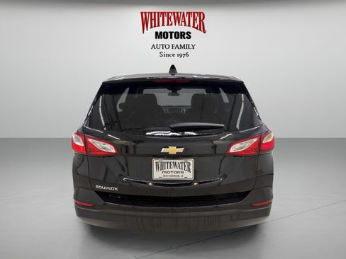 Used 2020 Chevrolet Equinox LS w/ LS Convenience Package image 3