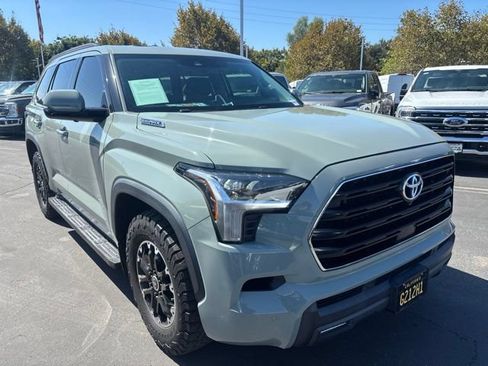 Used 2023 Toyota Sequoia SR5 w/ SR5 Premium Package AWD/4WD image 1