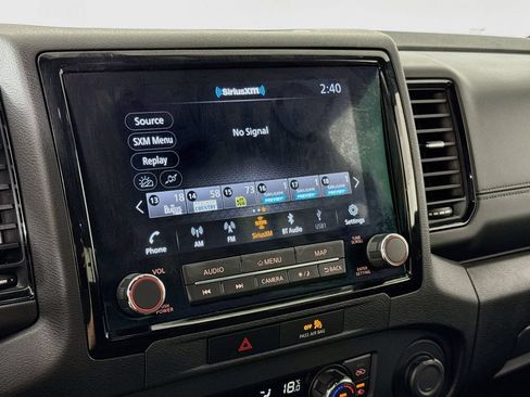Used 2022 Nissan Frontier PRO-4X AWD/4WD image 16