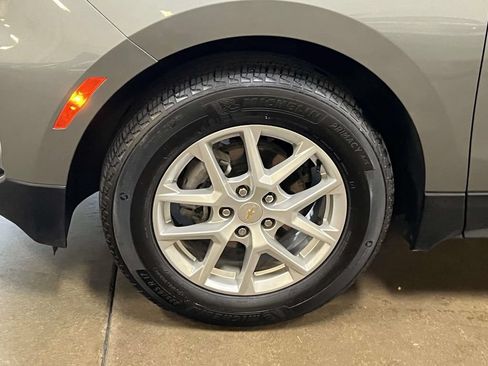 Used 2024 Chevrolet Equinox LT w/ LPO, Floor Liner Package FWD image 26