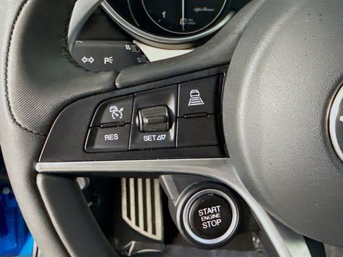 Used 2018 Alfa Romeo Giulia Ti Sport w/ Quick Order Package 22U Sport image 14