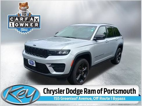 Used 2023 Jeep Grand Cherokee Altitude AWD/4WD image 1