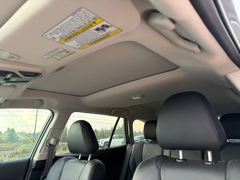 Used 2023 Subaru Outback Limited XT AWD/4WD image 17