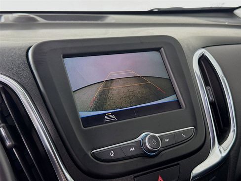 Used 2021 Chevrolet Equinox LT AWD/4WD image 14