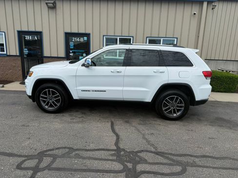 Used 2019 Jeep Grand Cherokee Limited AWD/4WD image 3