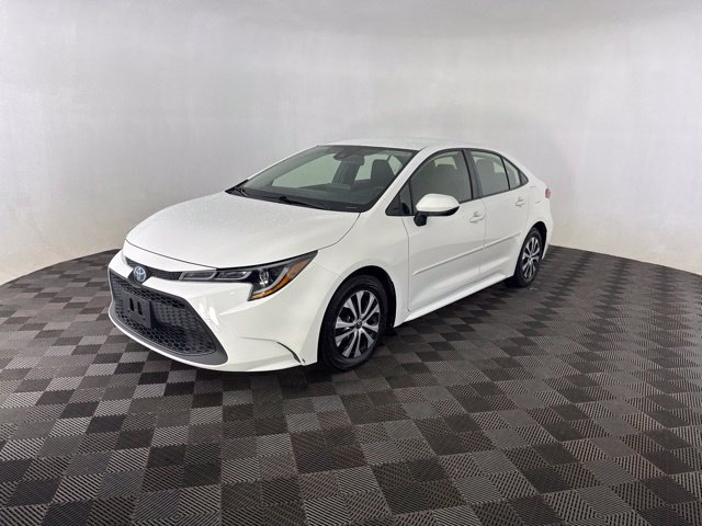 Used 2022 Toyota Corolla LE w/ Body Protection Package (TMS) FWD image 5
