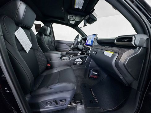 New 2026 Toyota Tacoma Limited image 27