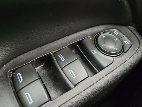 Used 2020 Chevrolet Equinox LT image 27