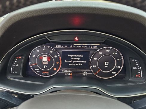 Used 2017 Audi Q7 3.0T Prestige w/ Prestige Package image 32