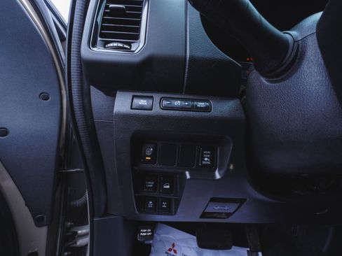 Used 2022 Nissan Frontier PRO-4X image 20