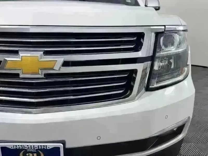 Used 2015 Chevrolet Suburban LTZ w/ Max Trailering Package AWD/4WD image 5