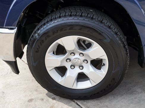 Used 2022 RAM 1500 Laramie AWD/4WD image 12