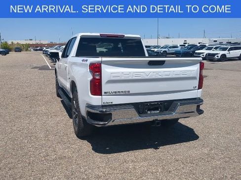 Used 2024 Chevrolet Silverado 1500 LT AWD/4WD image 7