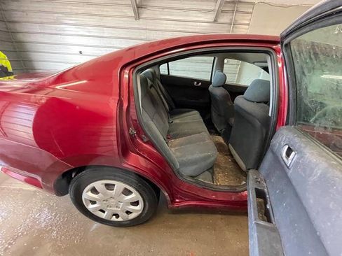 Used 2006 Mitsubishi Galant SE image 27