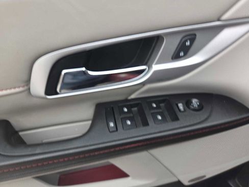 Used 2014 GMC Terrain SLT image 18