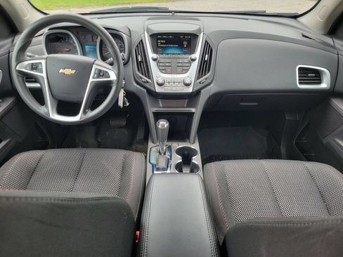 Used 2017 Chevrolet Equinox LT FWD image 11
