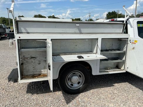 Used 2021 Ford F350 XL w/ Power Equipment Group RWD image 9