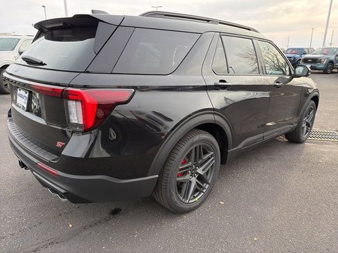 New 2026 Ford Explorer ST w/ Sun And Sound Package image 17