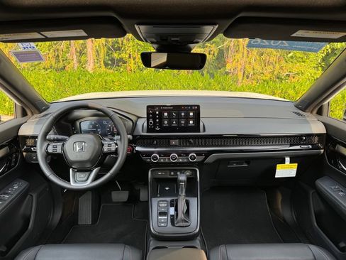 Certified 2026 Honda CR-V Sport Touring image 5