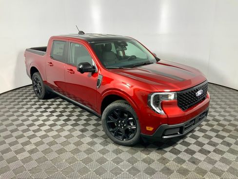 New 2026 Ford Maverick Lariat w/ Black Appearance Package image 4