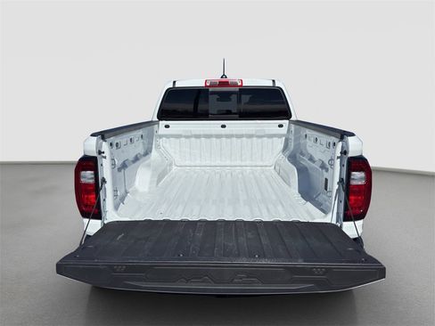 Used 2025 GMC Canyon Elevation image 30