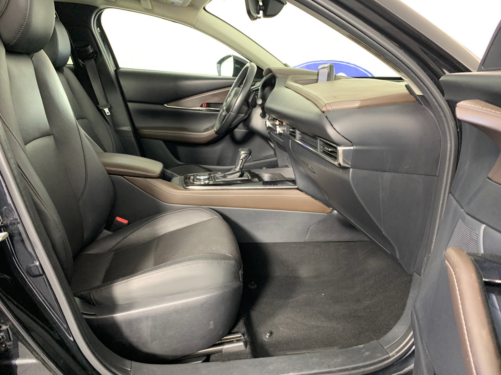 Used 2022 MAZDA CX-30 AWD 2.5 S w/ Premium Package image 41