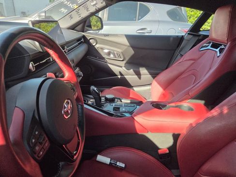 Used 2022 Toyota Supra Premium w/ Driver Assist Package image 4