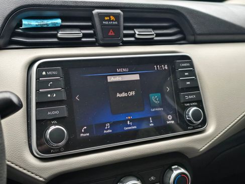 Used 2021 Nissan Versa SV image 24