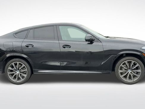 Used 2024 BMW X6 xDrive40i image 3