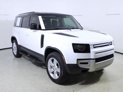 Used 2025 Land Rover Defender 110 S image 3