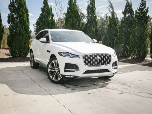 Used 2023 Jaguar F-PACE S image 2