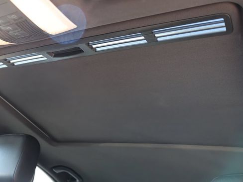 Used 2014 Mercedes-Benz C 250 Sedan image 38