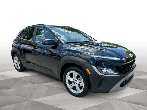 Used 2023 Hyundai Kona SEL w/ Convenience Package FWD image 2